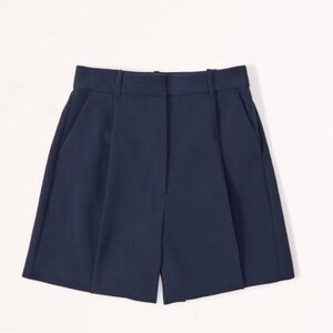 Navy Sloan tailored AF shorts in M